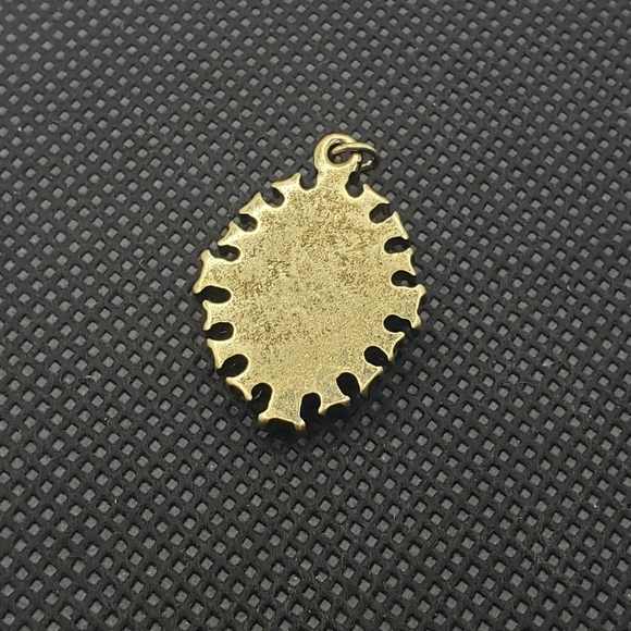 Pink Cameo Lady Sillouette Pendant with Rhinestones Border - Picture 3 of 7